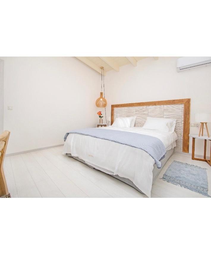 Athena Luxury Apartments Meszongí Kültér fotó