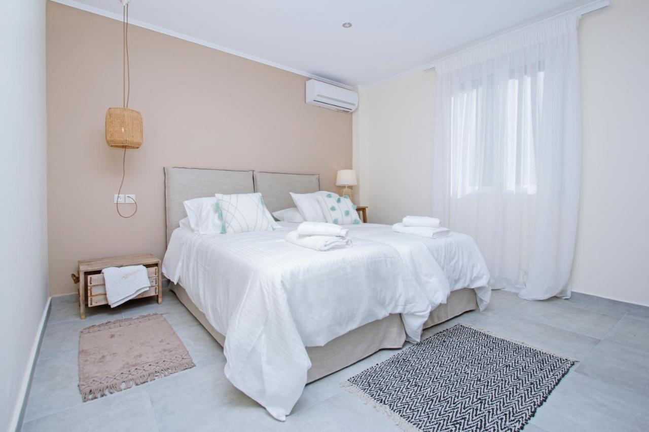 Athena Luxury Apartments Meszongí Kültér fotó