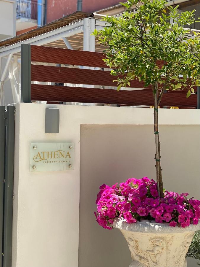 Athena Luxury Apartments Meszongí Kültér fotó