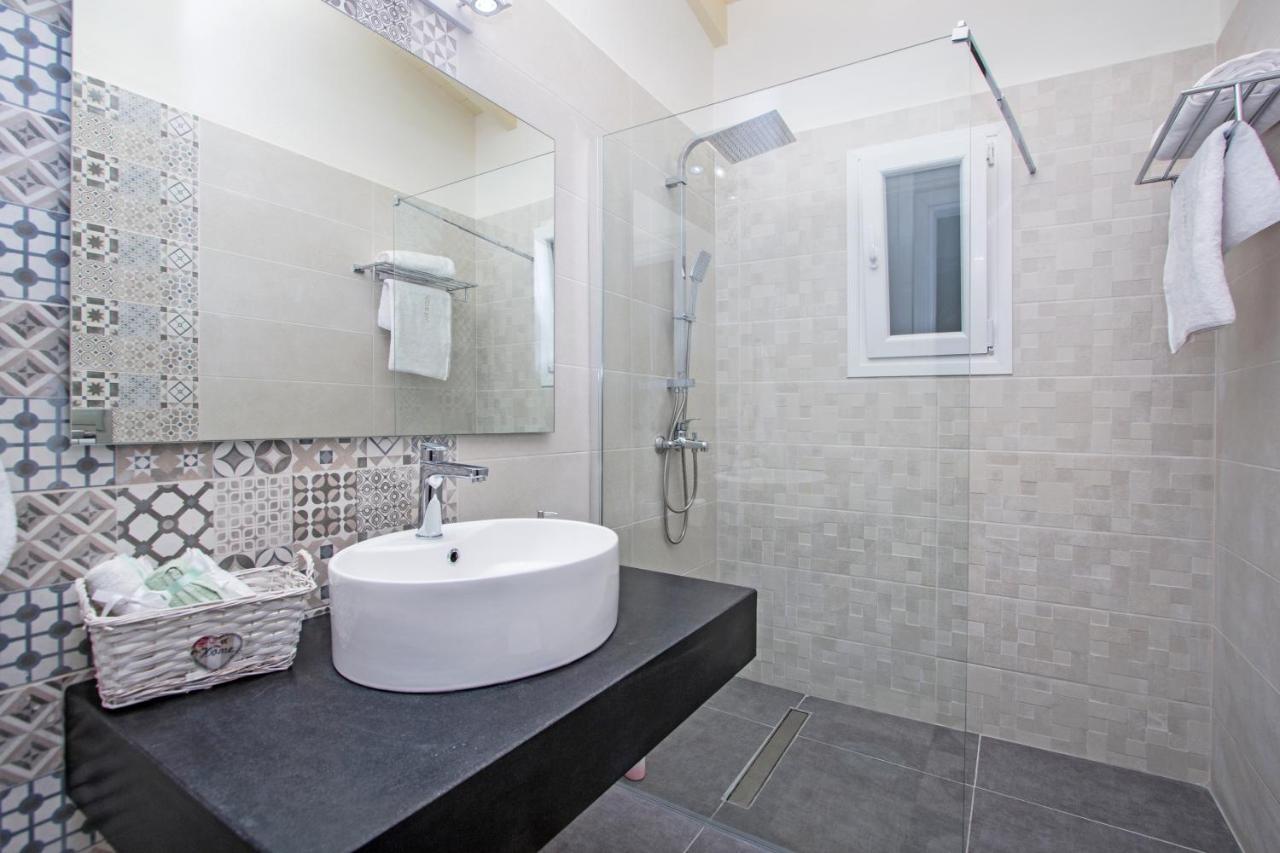 Athena Luxury Apartments Meszongí Kültér fotó